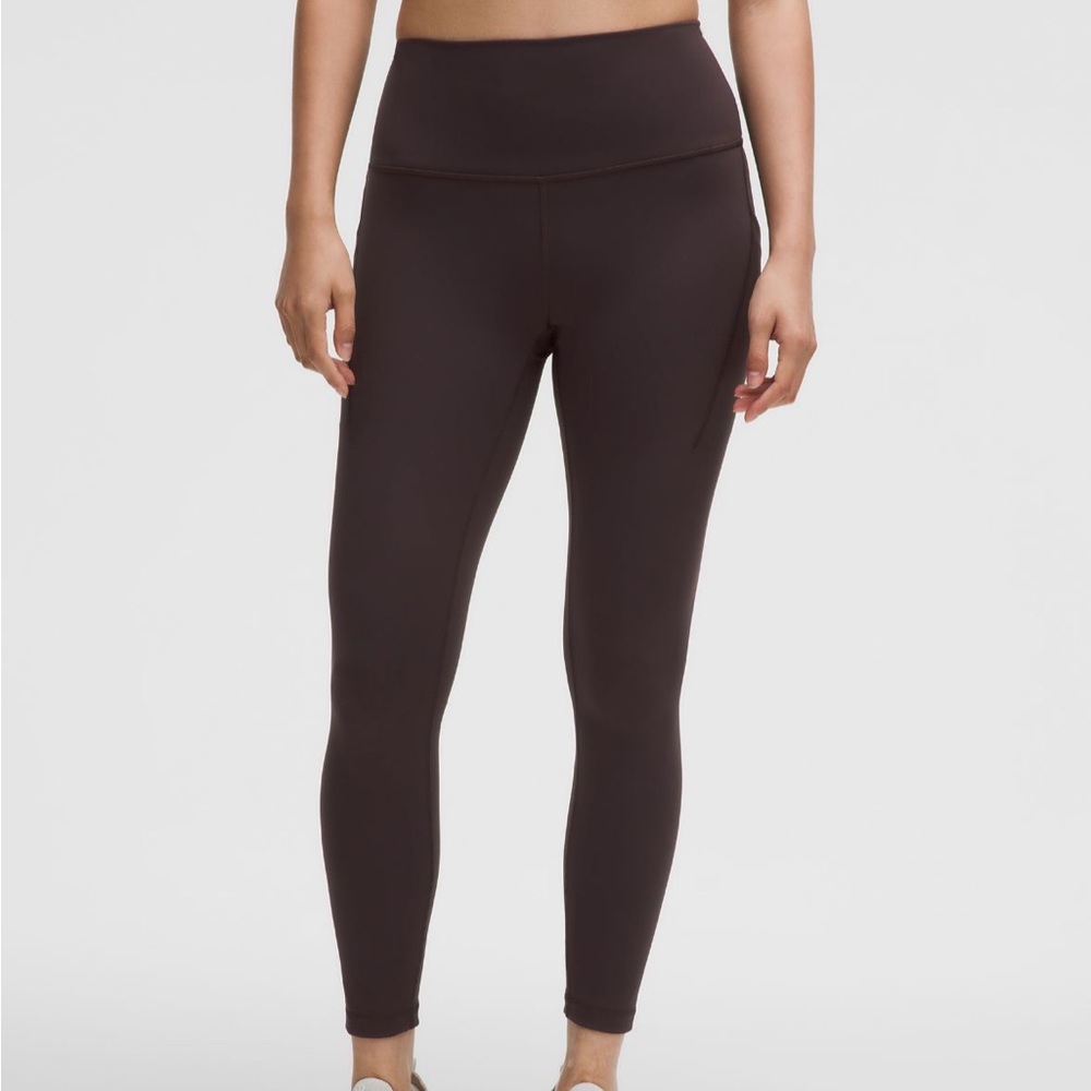 Lululemon’s Wunder Train HR Tight 25” *Pockets